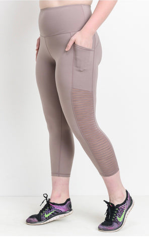 Capri leggings plus